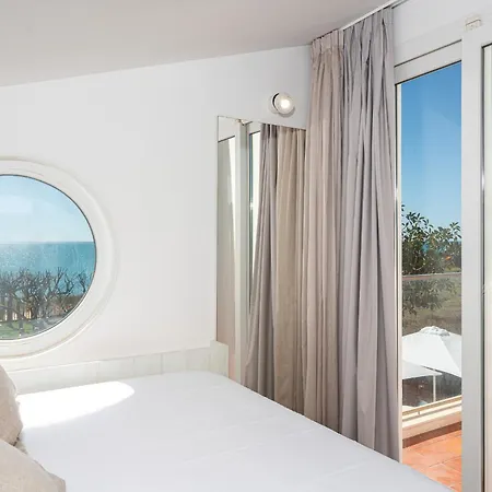 Aigua Oliva Hotel *